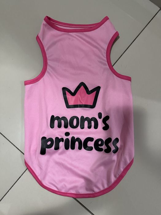 Ubranko dla pieska. Rozowa koszulka