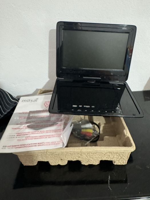 Dvd portatil como novo
