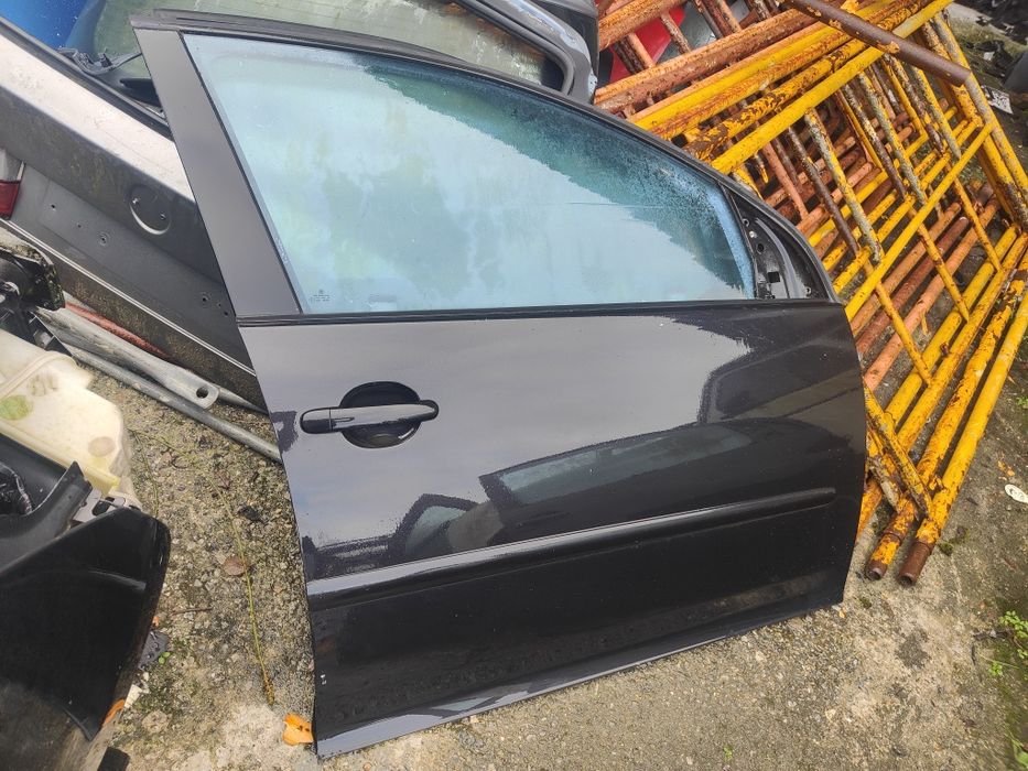 Porta frente direita VW golf V