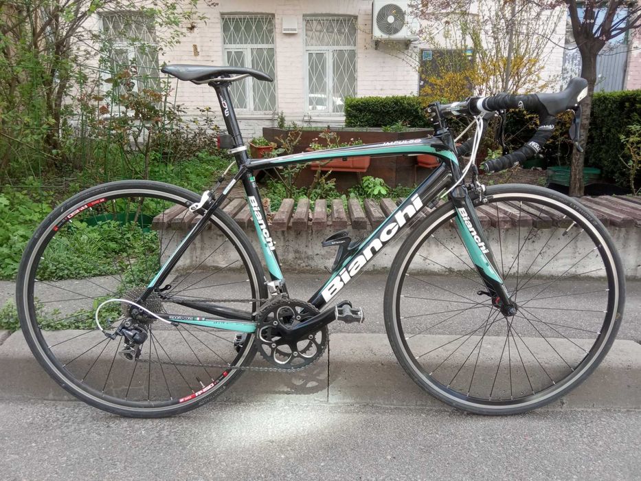 Продам алю карбоновий шосейник Bianchi Impulso 55 см