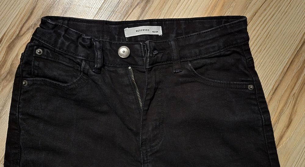 Spodnie jeansy reserved r.152 jal nowe