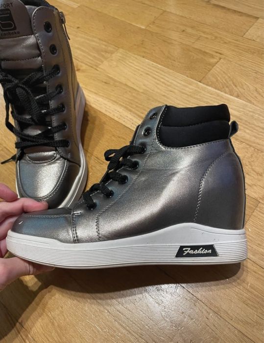 Trzewiki / na koturnie / sneakersy / 24,5 / koturna 7cm