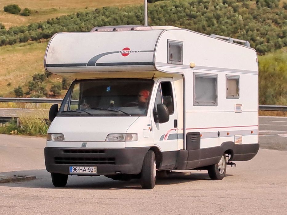 Autocaravana Fiat Ducato 2.8 TDI Bürstner - 6 Lugares