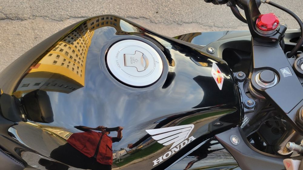 Honda CBR400R з Японії