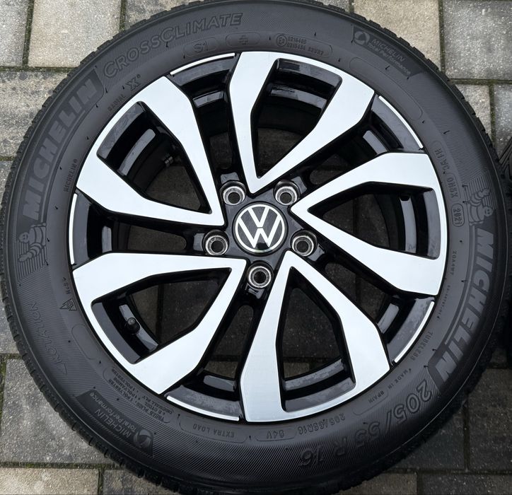 Felgi Volkswagen 5x112 Golf Caddy R-line Touran 205/55R16