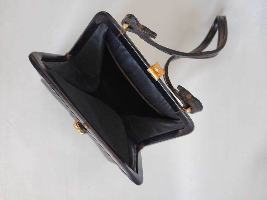 Винтажная маленькая сумка