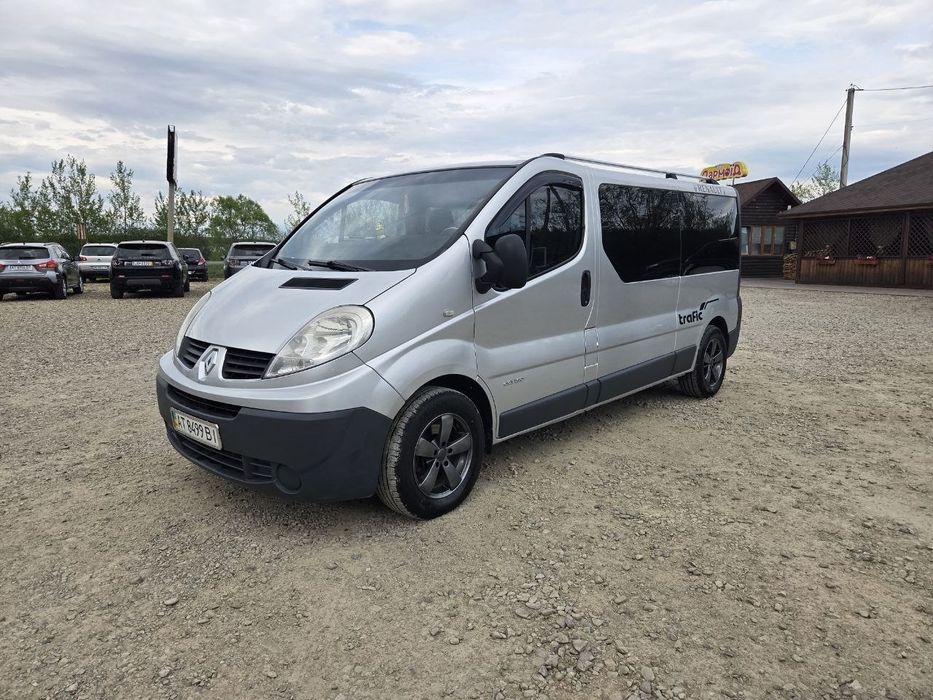 Продам рено трафік 2,5диз ,пас