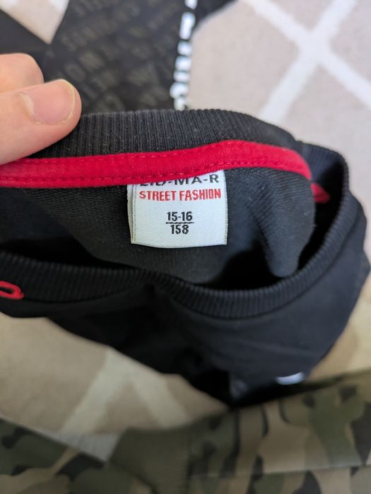 Bluzka z kieszeniami