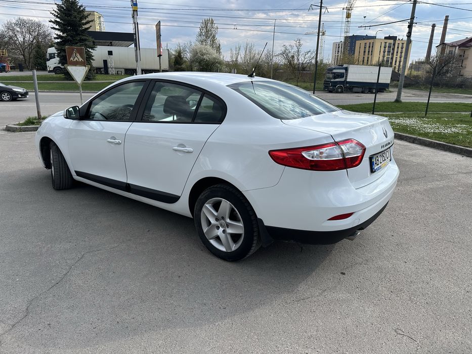 Рено флюенс 2016 рік газ/бензин