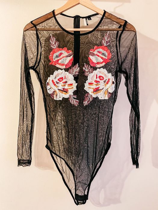 Czarne body z siateczki kwiaty cekiny, transparentne, r. S/M, Topshop