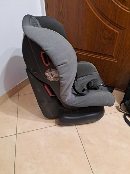 Fotelik samochodowy dziecięcy Maxi-Cosi Priori