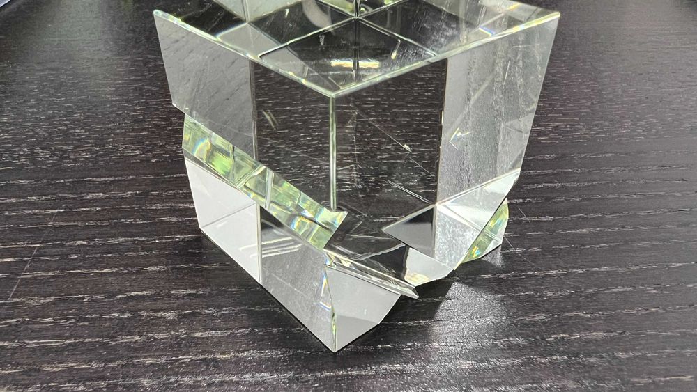 Pisa Papeis cubo em cristal lapidado Checo