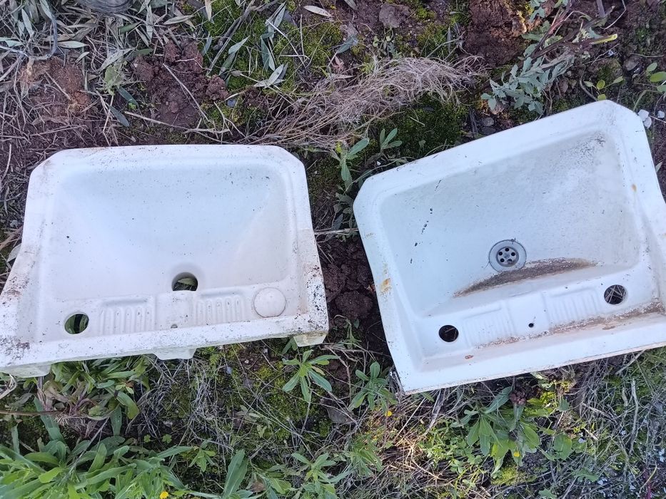 Lavatórios antigos da CERES