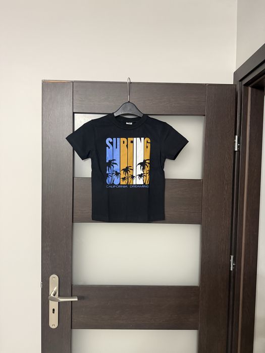 T-shirt chłopięcy granatowy z nadrukiem nowy rozmiar 122