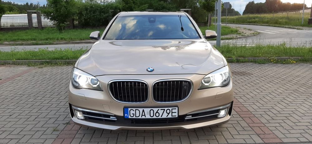 BMW 750D xDrive 2014r.
