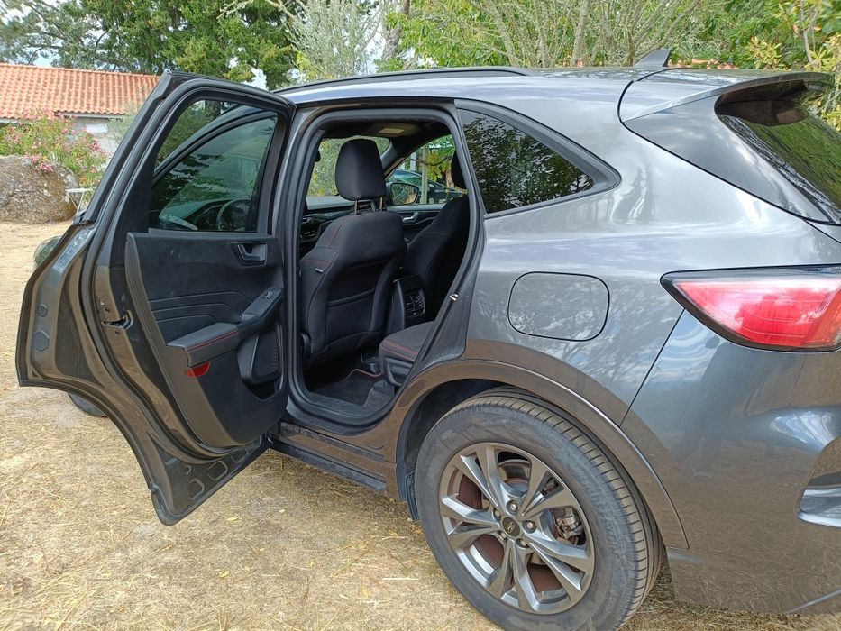 SUV Ford Kuga III ST Line 1.5 i Ecoboost 150 cv, Nacional, de 2022