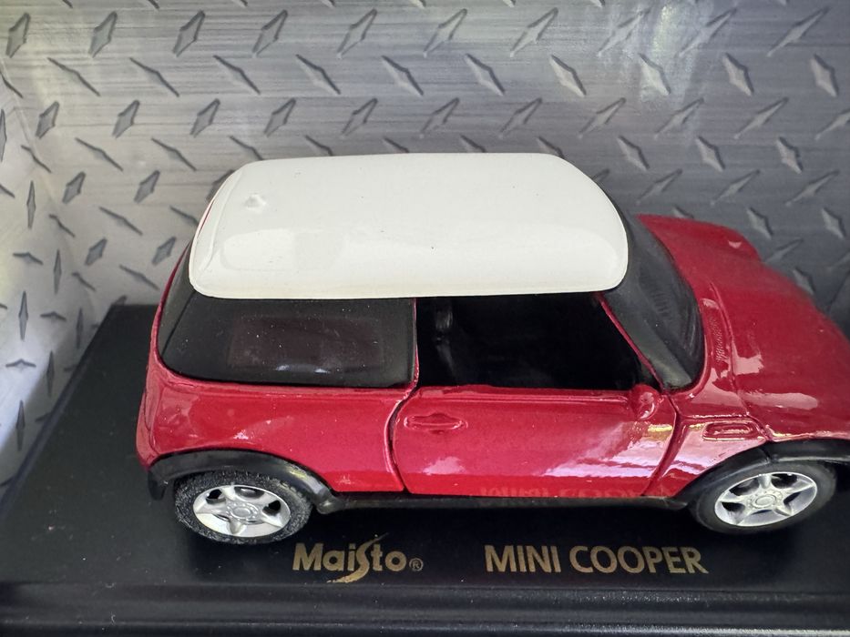 Classico Mini Cooper + TriumphTT600 1:39