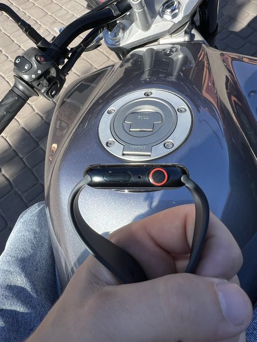 apple watch SE2 44 mm LTE