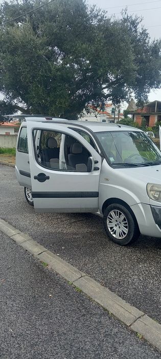 Fretes, transportes e mudanças