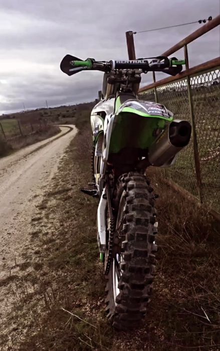 Kawaski kxf 250.