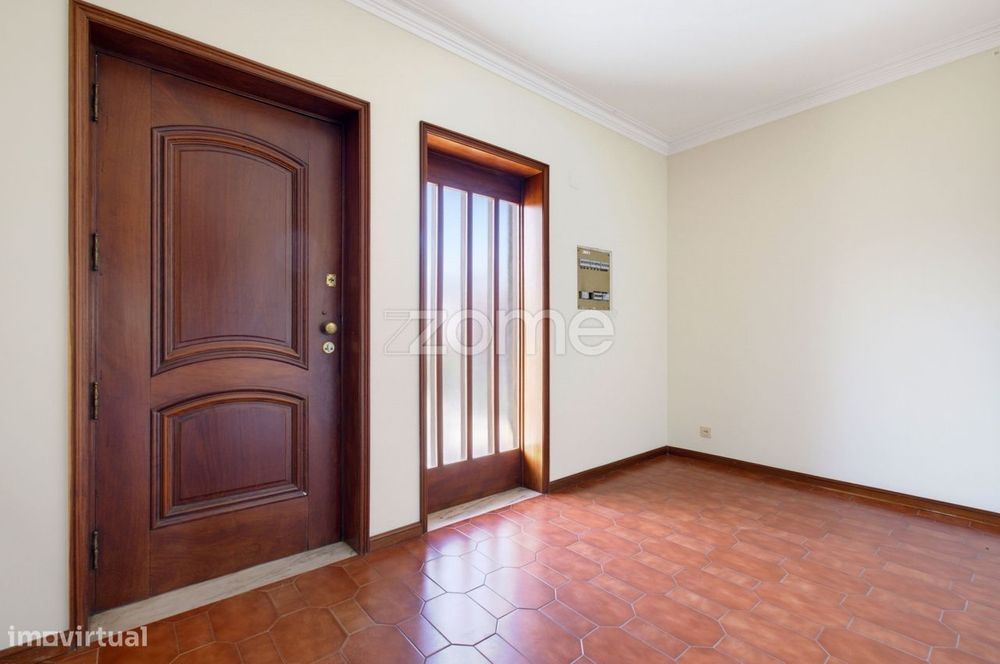 Moradia T4 / T5 com Garagem | Quinta das Rosas, Vilar do Paraíso