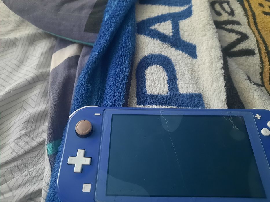 Продам nintendo switch lite+30 ігор