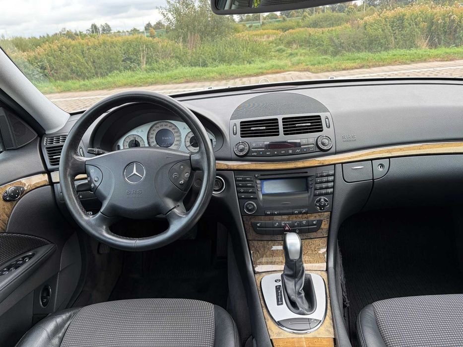 Mercedes E280 3.0 V6 Avangarde, Super Stan!