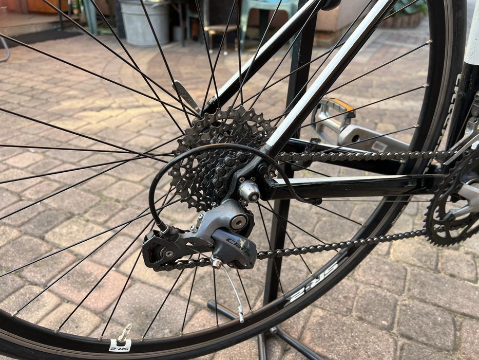 Rower szosowy Giant defy 5