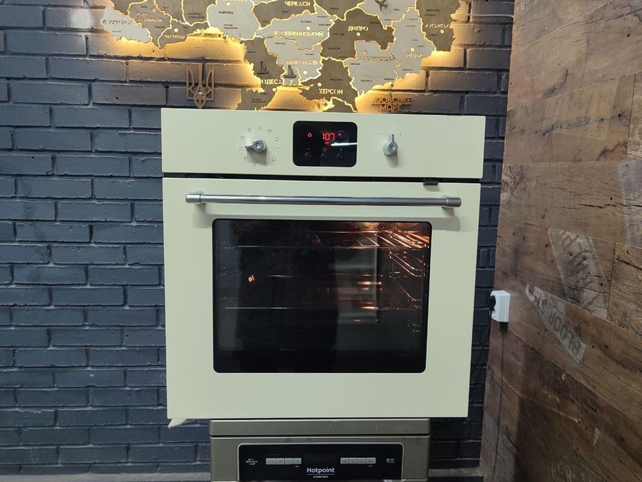 Духова шафа електрична Samsung BT62TDBFST під вбудову. Духовой шкаф