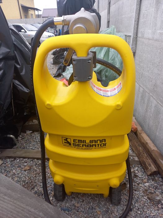 Продам мобильную цистерну для топлива EMILCADDY 110