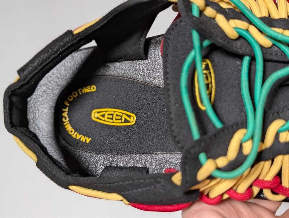 Cандалі Keen Uneek Bob Marley style оригінал 44розмір оригінал ідеальні