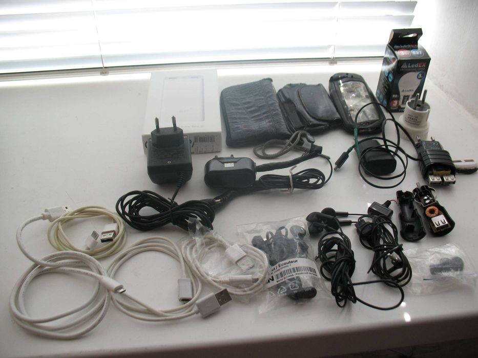 Продаю разные комплектующие для компъютеров(телефонов) и прочее