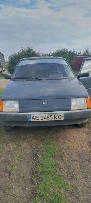 Таврія ЗАЗ 1102.