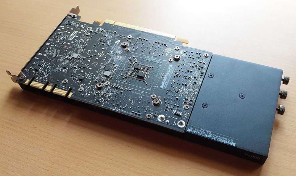 Placa gráfica NVIDIA Quadro P4000 8GB GDDR5 – Profissional CAD BIM 100% OK