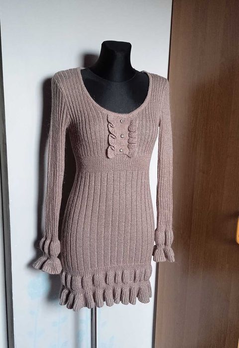 Clockhouse sweterkowa sukienka kawa z mlekiem r. 34/36