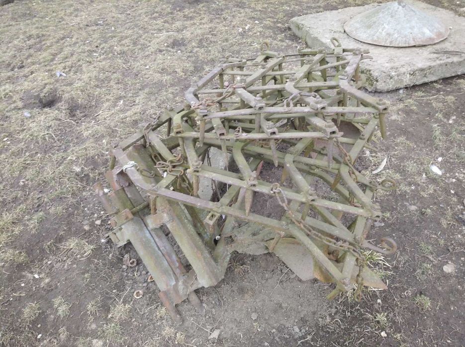 Продається трактор в комплекті