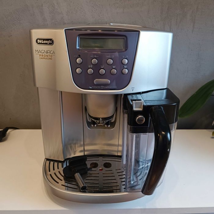 Ekspres do kawy DeLonghi Magnifica Pronto Cappuccino