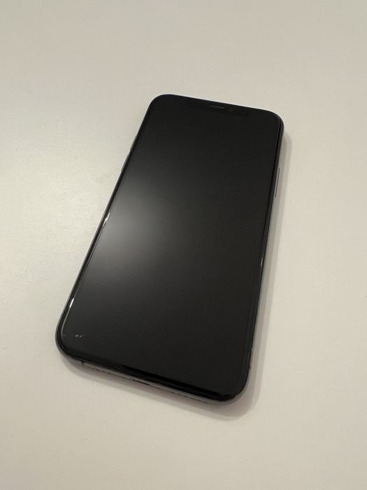 Iphone 11 PRO 64GB plus Gratisy