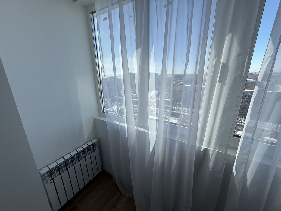 Оренда 2-кімнатної квартири Студії  р-н  Ж/М Тополя-3