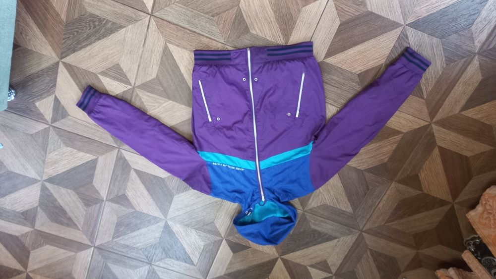 Спортивная ветровка L ,Jack&Jones