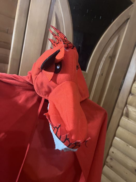 Дракон накидка костюм на 7/8 років продам 450