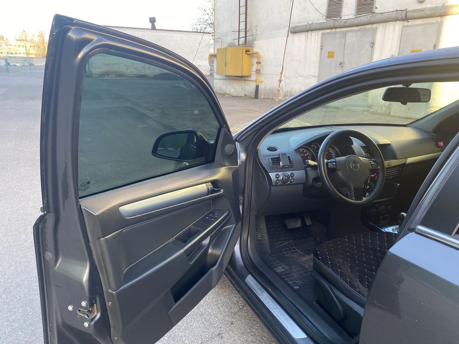 Продаю Opel Astra H 2009р.в