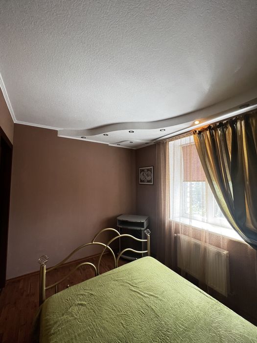 В Продажу 3 к к -студія в Центрі/ 6а Слобідська