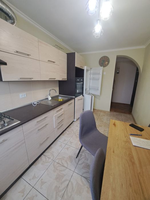 Продается 3ком.кв пл.Победы