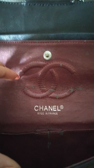 torebka chanel na łańcuszku