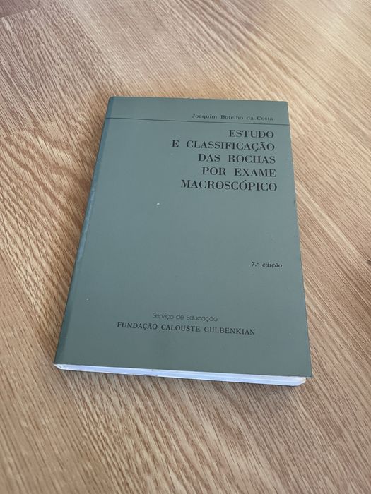 Livro “ Estudo e Classificação das Rochas por Exame Macroscópio”