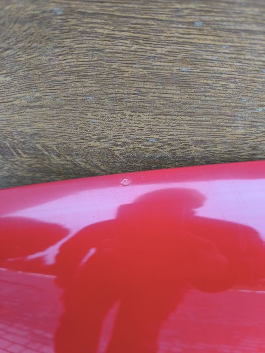 Maska pokrywa silnika VW Polo 86C 2F czerwona