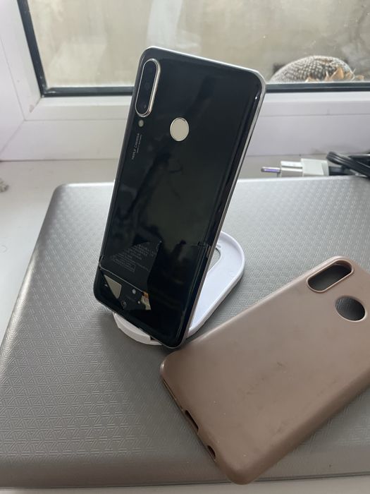 Продам Мобільний телефон Huawei P30 Lite 4/128GB