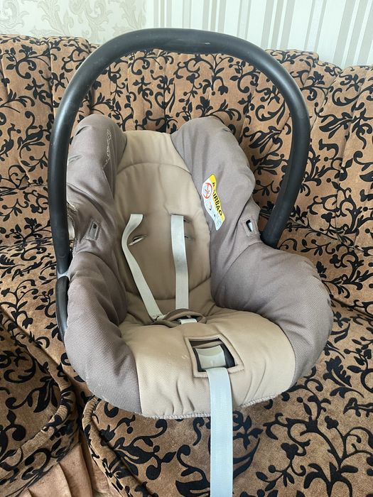 Люлька для автомобіля Maxi Cosi. Автокрісло автолюлька для немовлят