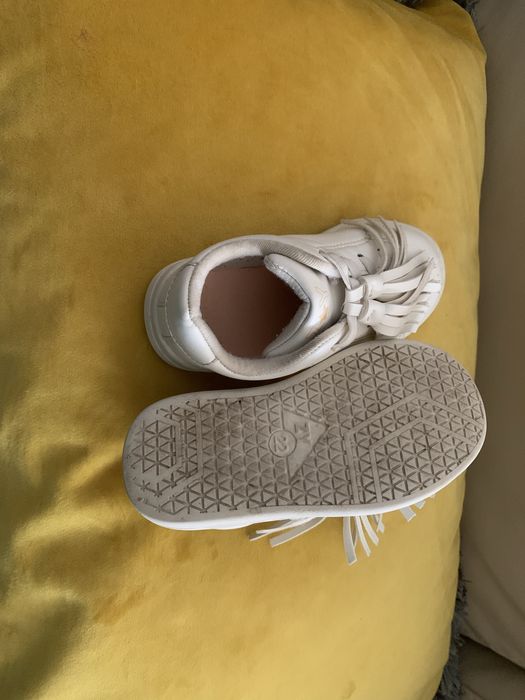 Tenis zippy am-tam. 21